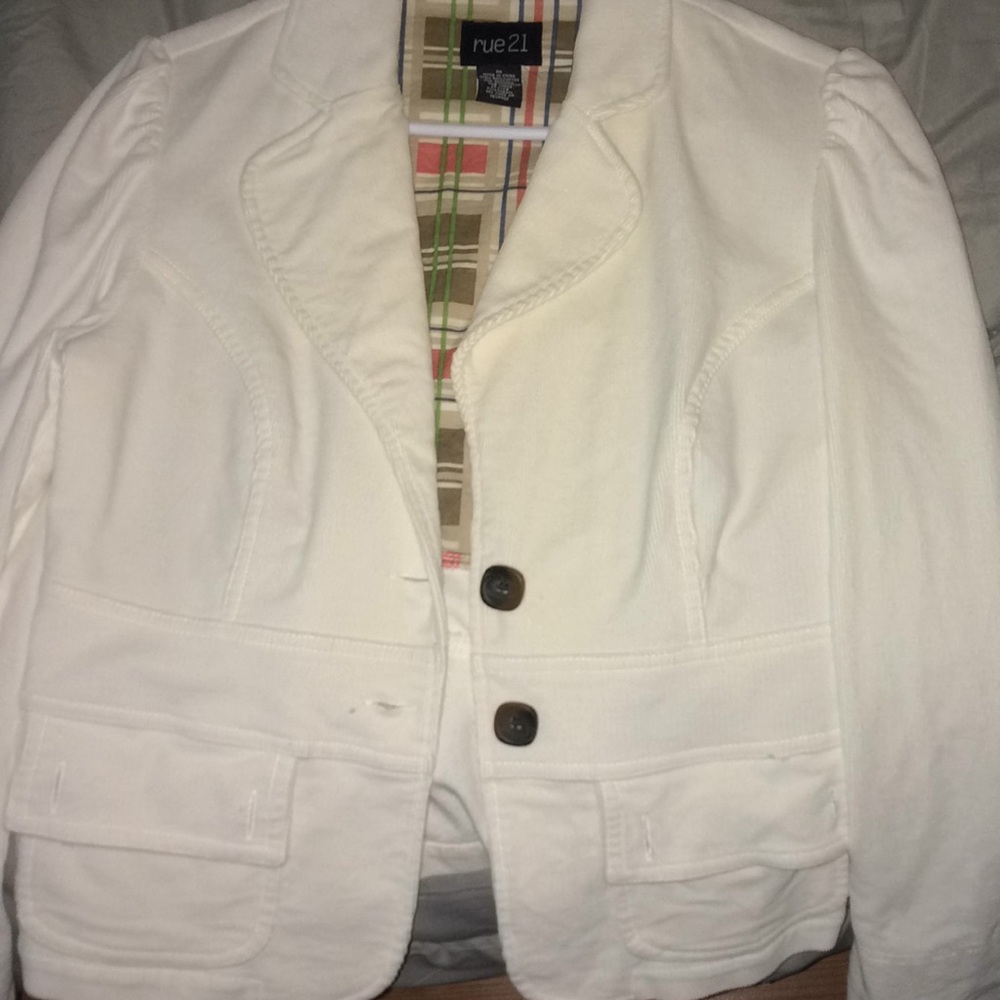 cream colored fall jacket
